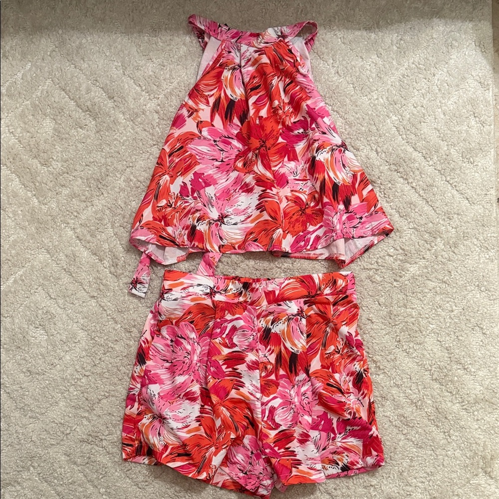 Floral Set - Picture 2 of 3